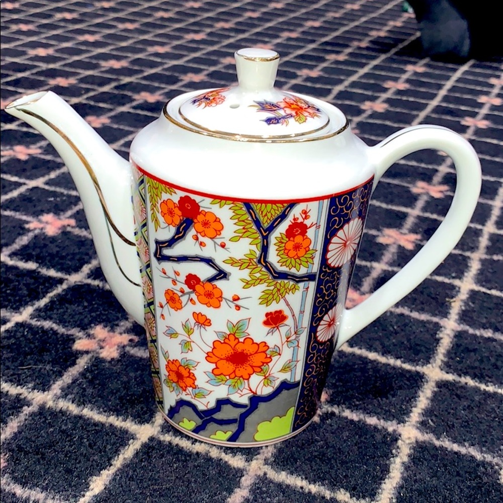 Vintage Japan teapot!🔵🔵🔵
